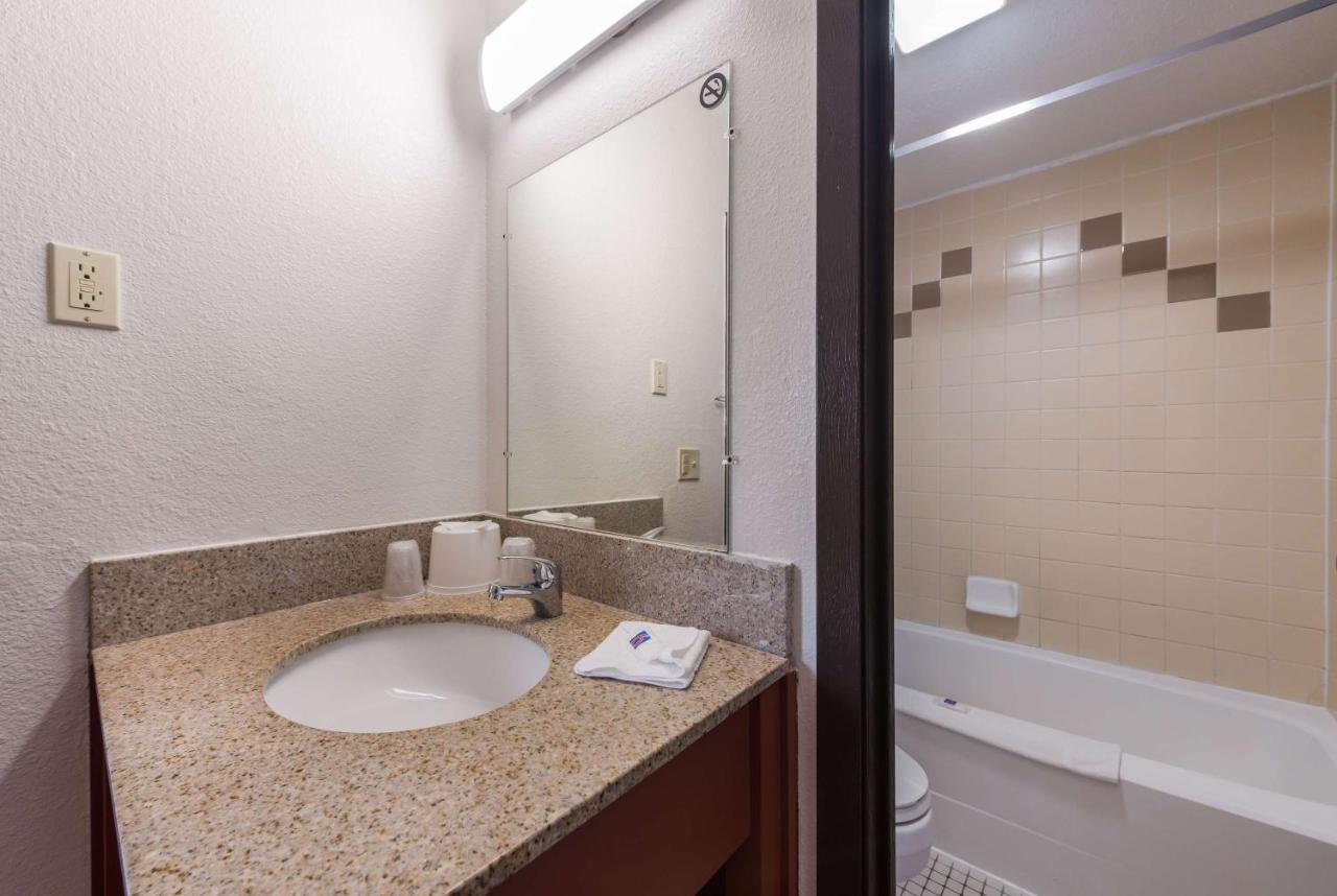 Motel 6-Saint Paul, Mn - I-94 Экстерьер фото